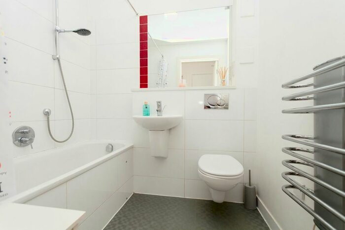 1 Bedroom Flat To Rent In Cobalt Building, Hare Row, London, E2