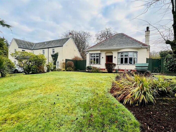 3 Bedroom Detached Bungalow For Sale In Alnwick Drive, Eaglesham, Glasgow, G76