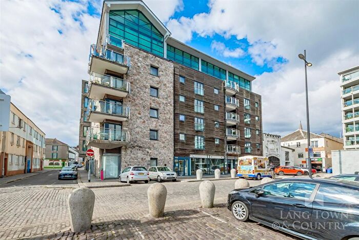 2 Bedroom Flat To Rent In Vauxhall Street, Plymouth, PL4