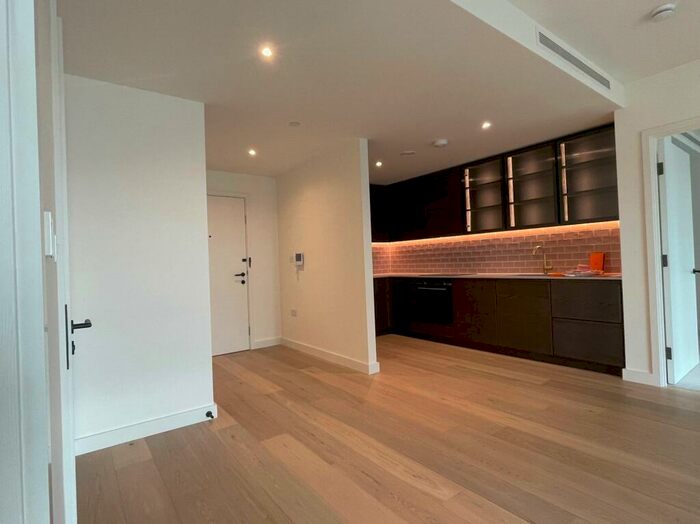 2 Bedroom Apartment To Rent In Riverscape Walk, Abram Building, E16