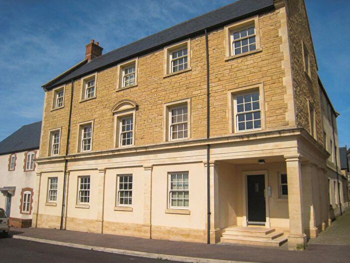 2 Bedroom Flat To Rent In Sherring Road, Shepton Mallet, BA4