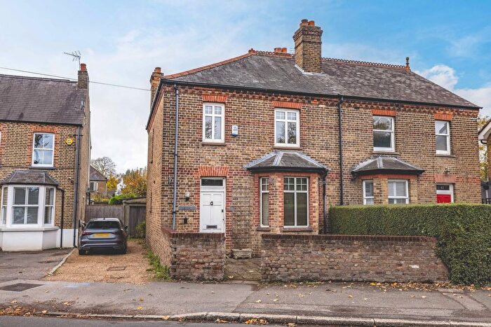 3 Bedroom Semi Detached House For Sale In Slough Road, Datchet, SL3