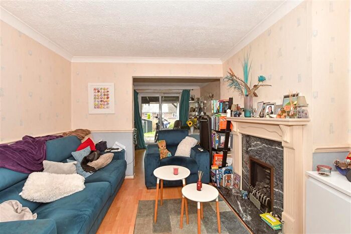3 Bedroom Terraced House For Sale In Buckswood Drive, Crawley, West Sussex, RH11