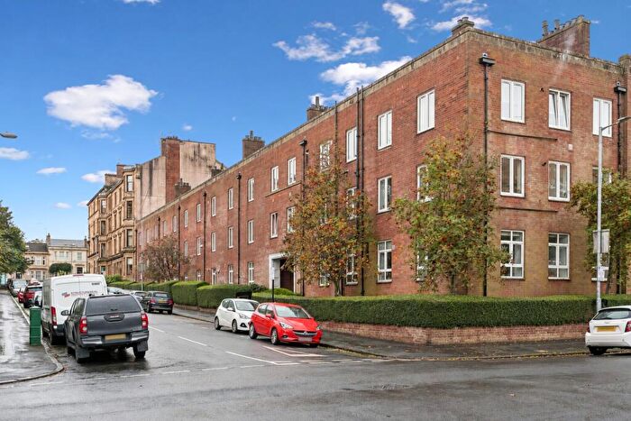 2 Bedroom Flat For Sale In Mingarry Street, Flat /, North Kelvinside, Glasgow, G20