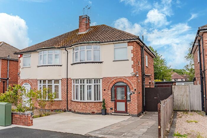 3 Bedroom Semi Detached House For Sale In Branting Hill Avenue, Glenfield, LE3