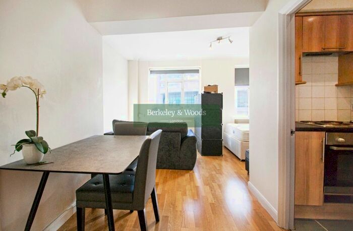 Studio To Rent In Warren Court, Euston Road, Fitzrovia, London, NW1
