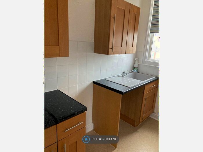 1 Bedroom Flat To Rent In Derrymore, Llandrindod Wells, LD1