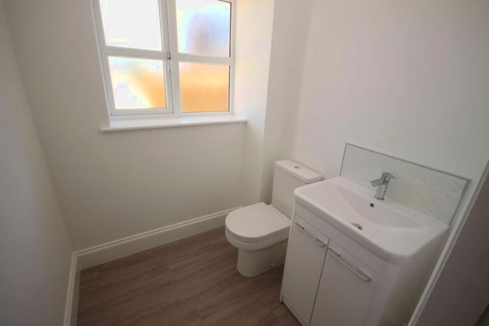 4 Bedroom Detached House For Sale In South Marsh Road, Stallingborough, Grimsby, DN41