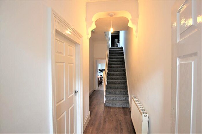 6 Bedroom Terraced House To Rent In Cardigan Terrace, Heaton, Newcastle Upon Tyne, NE6