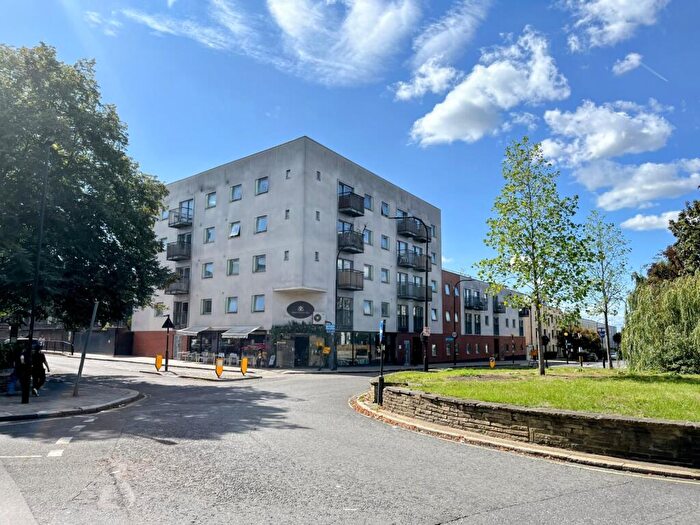 1 Bedroom Apartment To Rent In Oaklands House, - Belsize Road, NW6