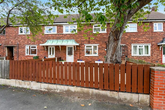 3 Bedroom Terraced House For Sale In Ranby Road, Scunthorpe, DN17
