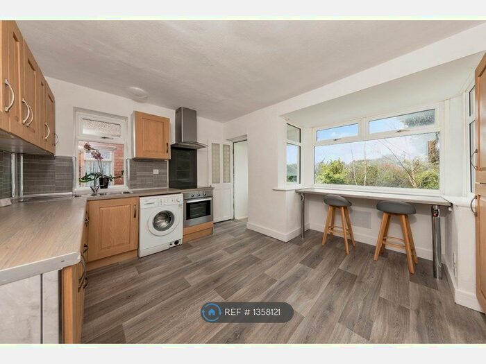 3 Bedroom Semi-Detached House To Rent In Terry Road, Coventry, CV1