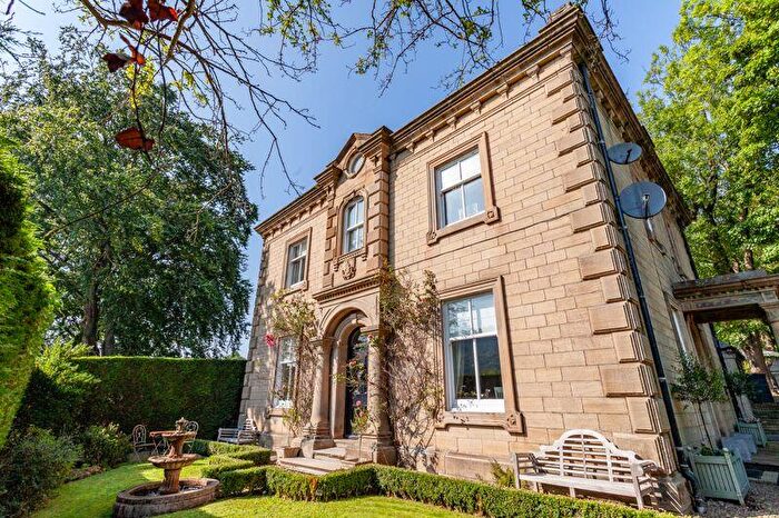 8 Bedroom Character Property For Sale In South Field, Burnley Road, Mytholmroyd, HX7