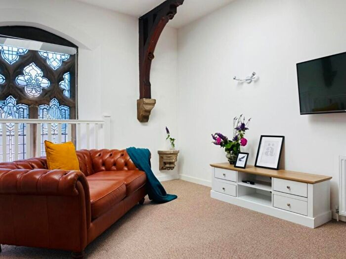 1 Bedroom Apartment To Rent In Endsleigh Chapel, Beverley Road, Hull, East Riding Of Yorkshire, HU6
