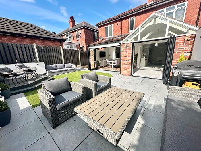 4 Bedroom Semi Detached House For Sale In Wickersley Road, Rotherham, S60