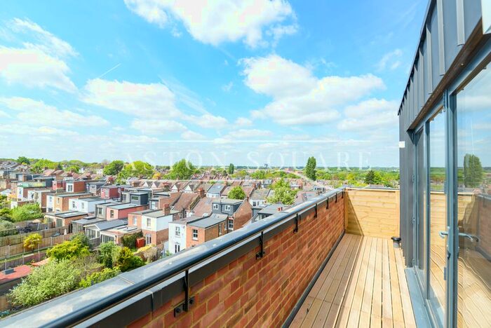 1 Bedroom Flat To Rent In Colney Hatch Lane, London, N10