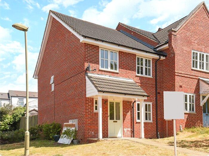 3 Bedroom End Of Terrace House To Rent In St. Christophers Place, Oxford, OX4