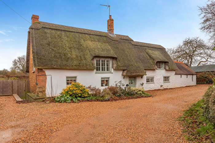 4 Bedroom Detached House For Sale In Church Street Rothersthorpe, Northampton, Northamptonshire, NN7