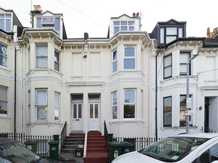5 Bedroom End Of Terrace House To Rent In Warleigh Road, Brighton, East Sussex, BN1