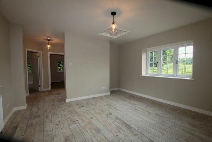 2 Bedroom Bungalow To Rent In Conkwell, Limpley Stoke, Bath, BA2