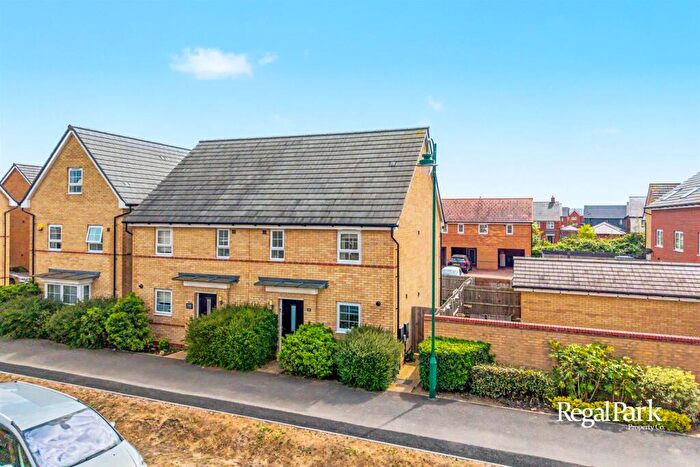 3 Bedroom Semi-Detached House For Sale In Aqua Drive, Hampton Water, Peterborough, PE7