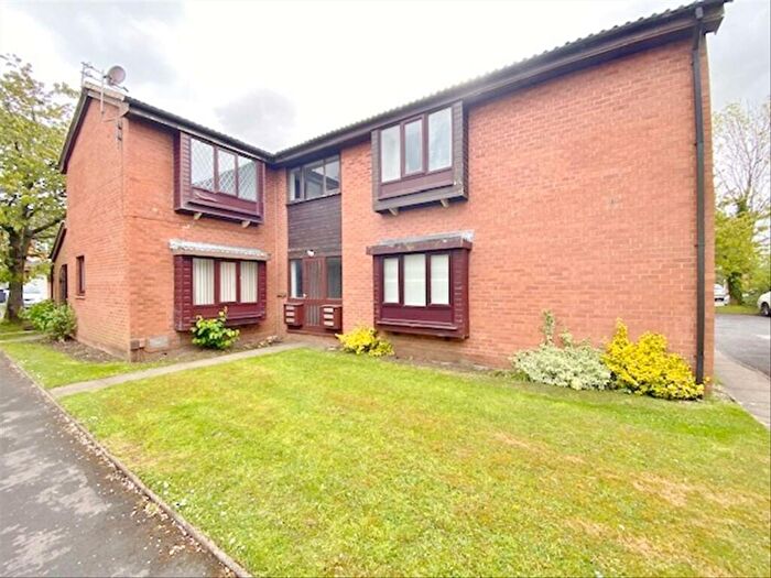 Flat To Rent In Longley Close, Fulwood, Preston, PR2