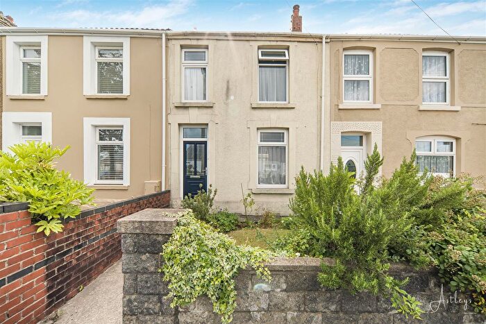 2 Bedroom Terraced House For Sale In Station Road, Fforestfach, Swansea, SA5