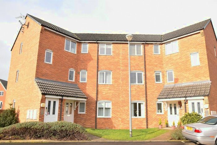 2 Bedroom Flat To Rent In Lapwing View, Horbury WF4