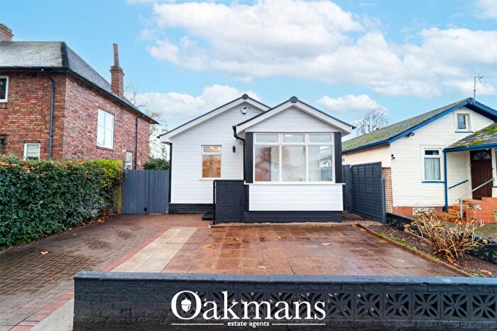2 Bedroom Bungalow For Sale In Hawkesley Drive, Birmingham, West Midlands, B31