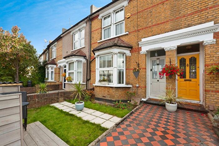 3 Bedroom Terraced House For Sale In Singlewell Road, Gravesend, Kent, DA11