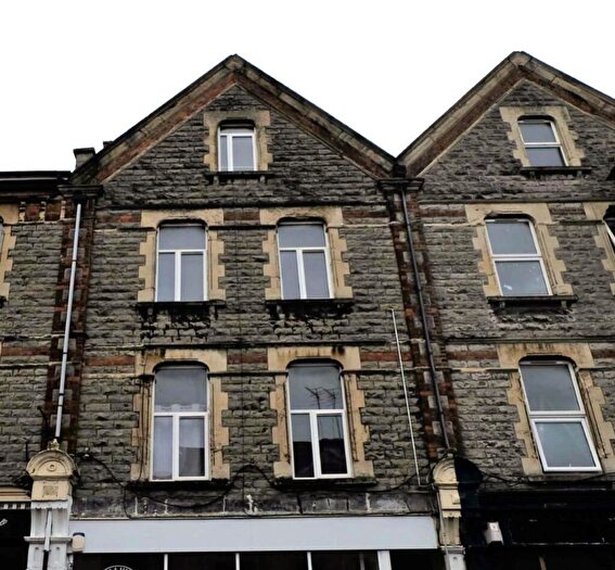 Studio To Rent In High Street, Barry, CF62