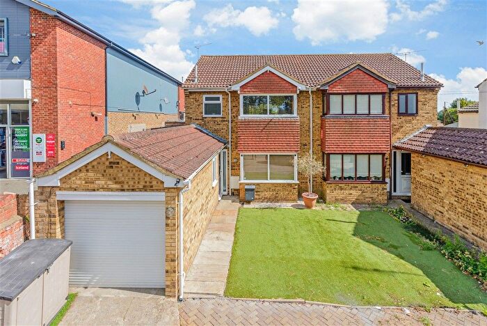 3 Bedroom Semi-Detached House For Sale In Church Street, Hoo, Kent, ME3