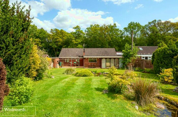 3 Bedroom Bungalow For Sale In Wolverton Common, Hampshire, RG26