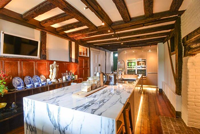 4 Bedroom Town House For Sale In High Street, Lewes, BN7