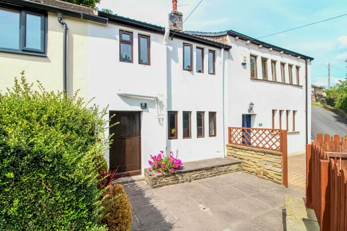 2 Bedroom Terraced House To Rent In Scarhouse Lane, Golcar, Huddersfield, HD7