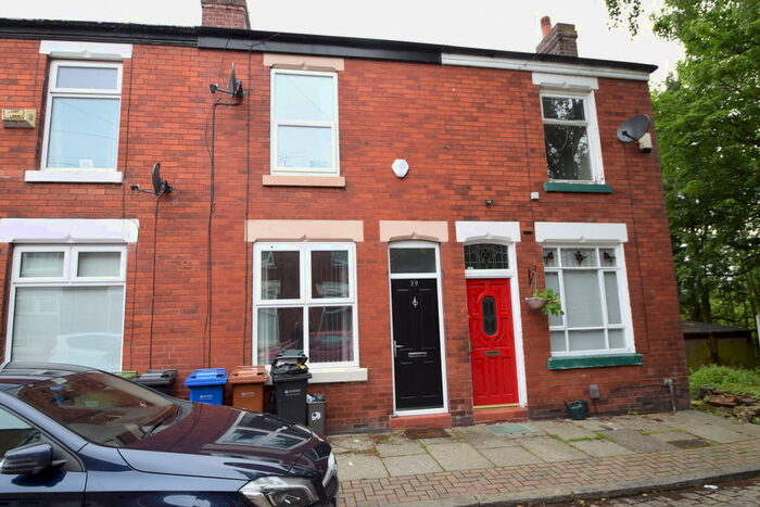 2 Bedroom Terraced House To Rent In Sandown Road, Stockport, SK3