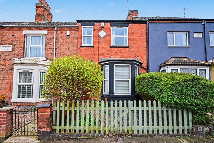 3 Bedroom Terraced House For Sale In Bath Street, Rugby, CV21