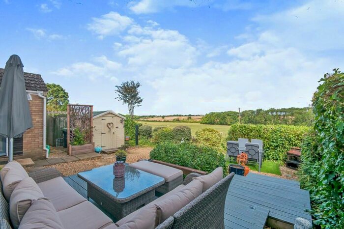 3 Bedroom Semi-Detached House For Sale In Brigstock Road, Lower Benefield, Peterborough, PE8