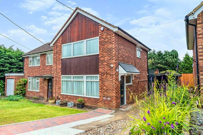 3 Bedroom Semi-Detached House To Rent In Greenway, Chesham, Buckinghamshire, HP5