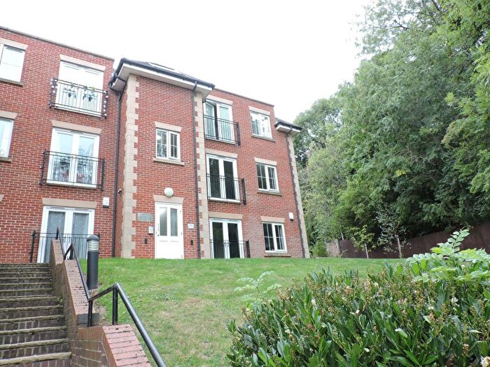 2 Bedroom Apartment To Rent In Clementine Drive, Mapperley, Nottingham, NG3