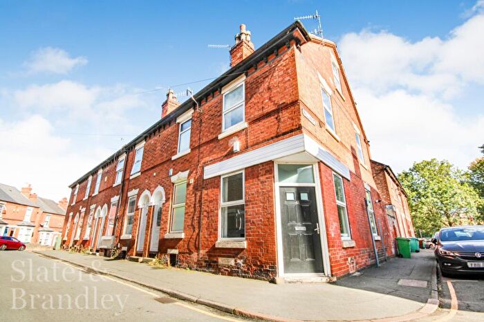 3 Bedroom Terraced House To Rent In Wallan Street, Nottingham, Nottinghamshire, NG7
