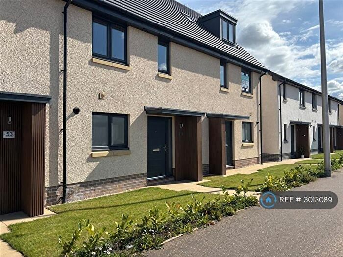4 Bedroom Semi-Detached House To Rent In Masons Way, Musselburgh, EH21