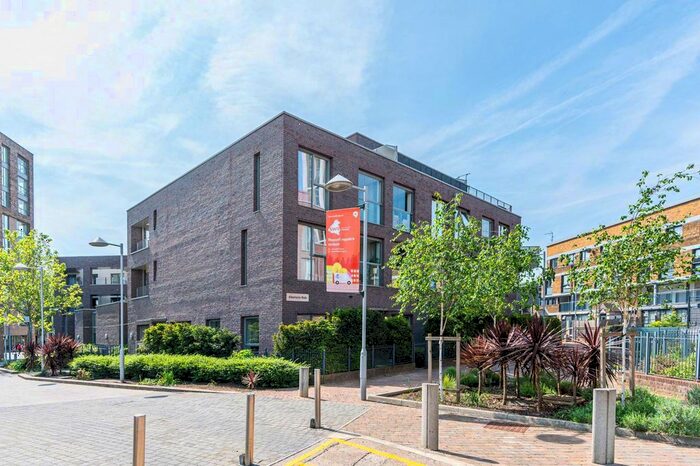 2 Bedroom Flat To Rent In Albemarle Walk, Brixton, London, SW9