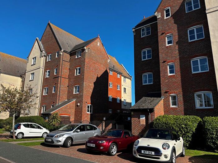 2 Bedroom Flat To Rent In Daytona Quay, Eastbourne, East Sussex, BN23