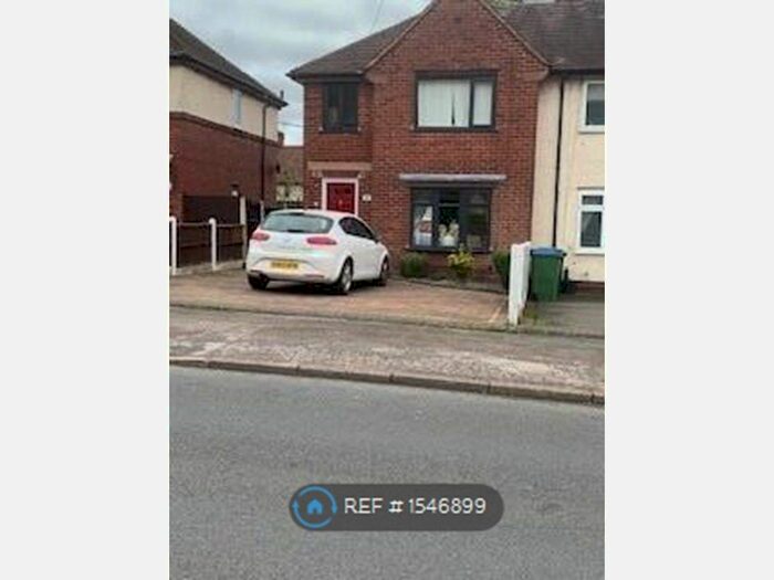 3 Bedroom Semi-Detached House To Rent In Salop Road, Oldbury, B68