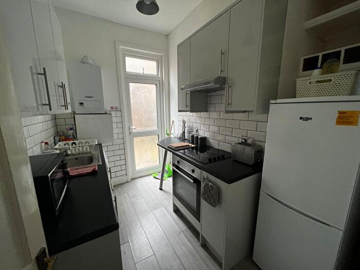 1 Bedroom Flat To Rent In Norbury Court Road, Norbury, SW16