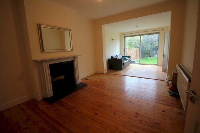 5 Bedroom Terraced House To Rent In Hillcourt Avenue, London, N12