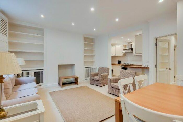 2 Bedroom Flat To Rent In - Sussex Street, London, SW1V