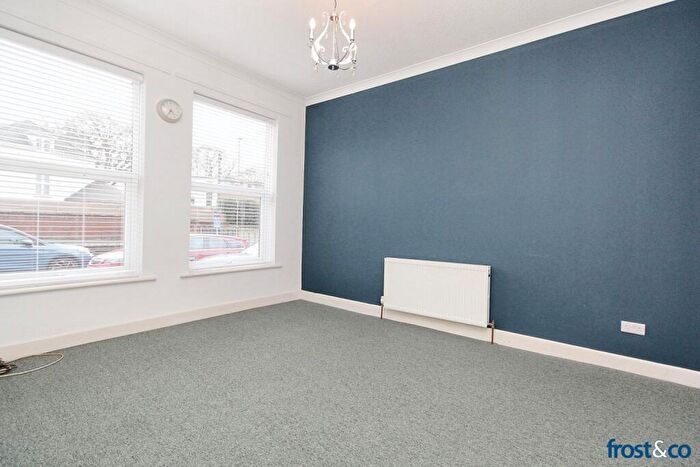 2 Bedroom Flat To Rent In Balmoral Road, Lower Parkstone, BH14
