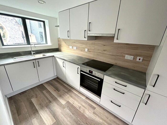 1 Bedroom Flat For Sale In Bowlinger Court, Queen Street, EX8